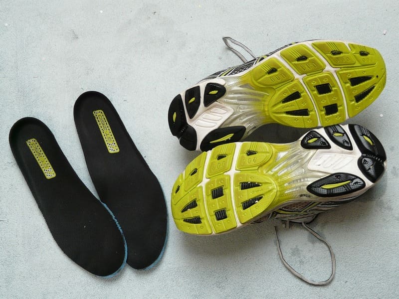Inovasi Material dalam Sepatu Modern Ringan dan Tahan Lama (1)